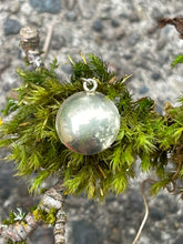 Load image into Gallery viewer, Vintage 14k Yellow Gold Gemini Zodiac Charm