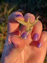 Load image into Gallery viewer, Vintage 18k Swooping Swallowtail Bird Charm