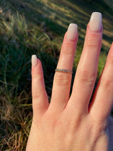18k White Gold Diamond Band